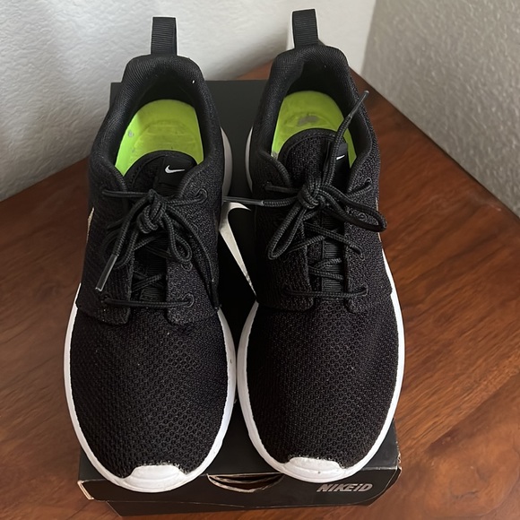 Nike ID Roche - Picture 2 of 3